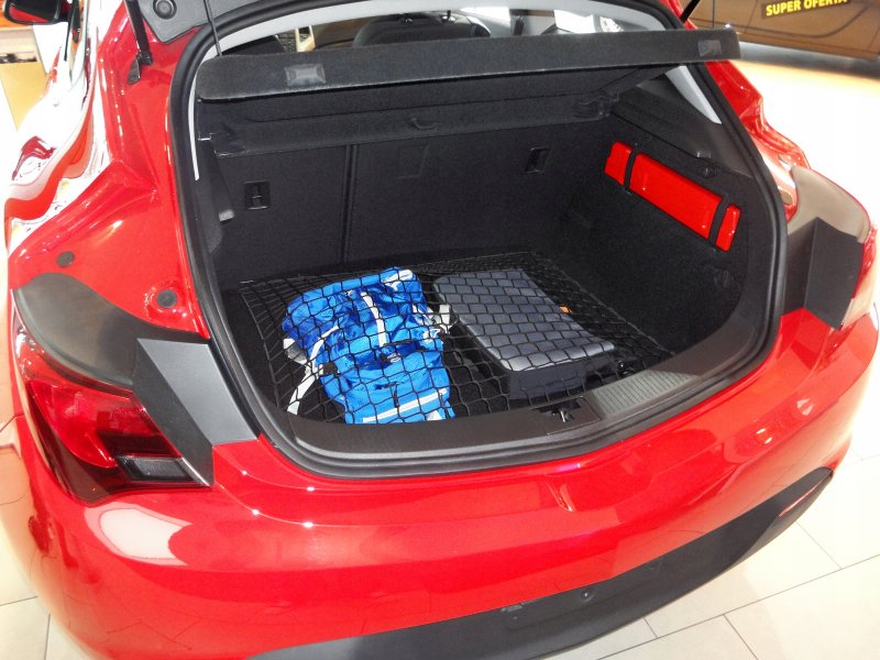 Opel Astra j багажник