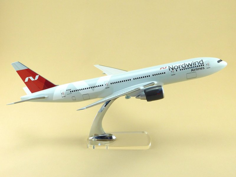 Модель самолёта Боинг 777-200