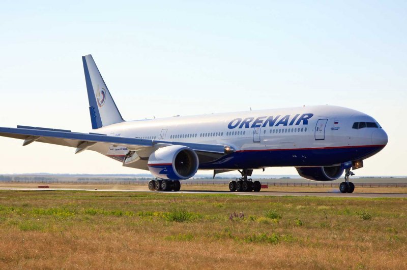 Боинг 777 200 Оренэйр