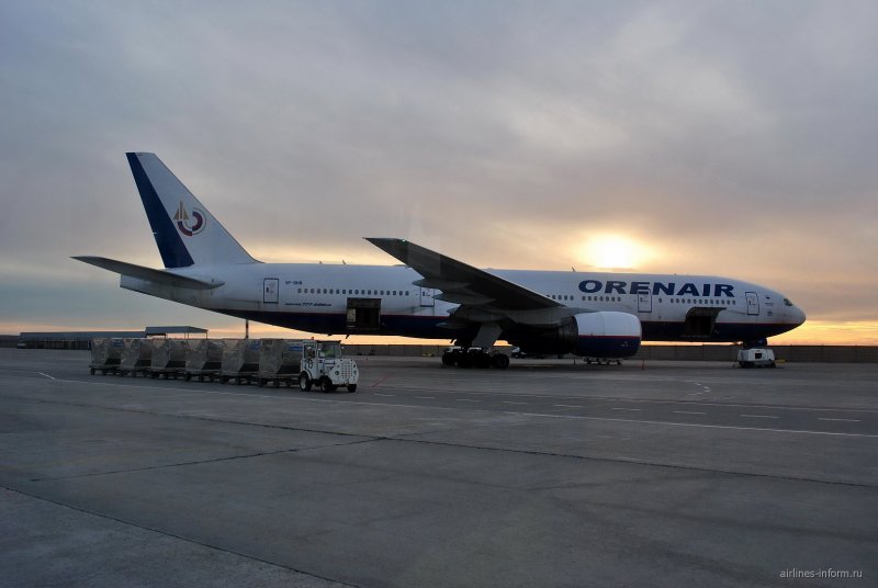 Boeing 777 «оренбургских авиалиний