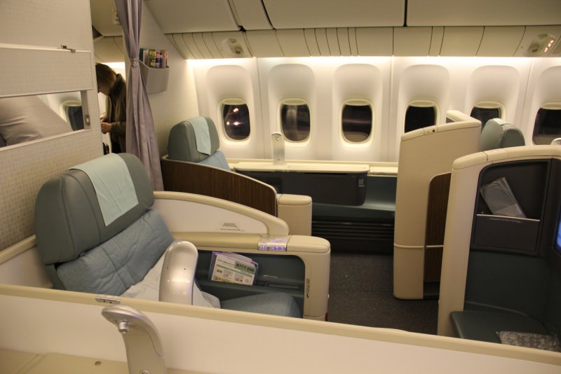 Самолет Боинг 777 салон