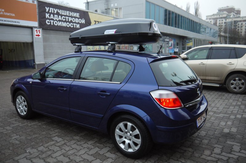 Opel Astra h 1.6 хэтчбек