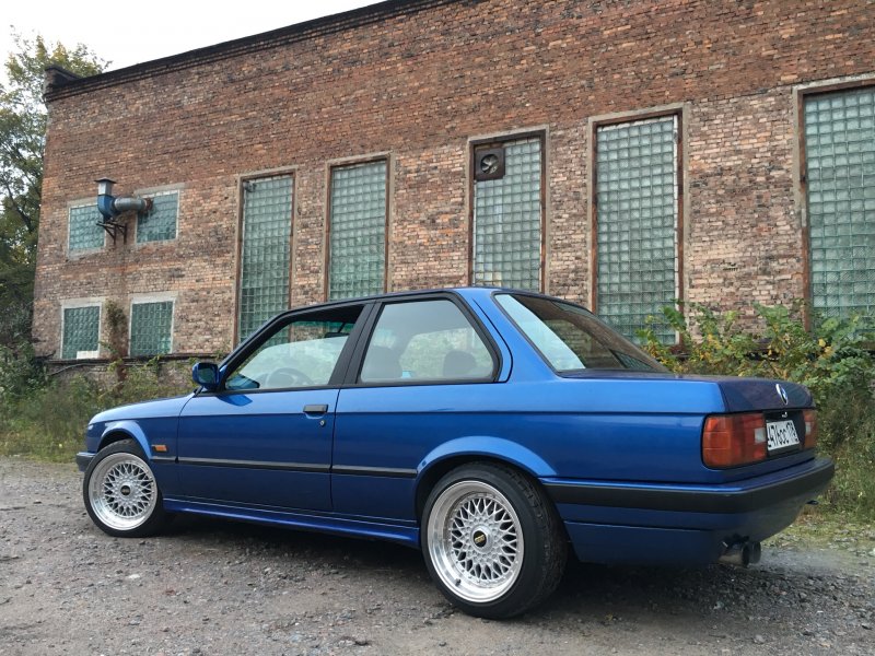 BMW 3 e30 купе