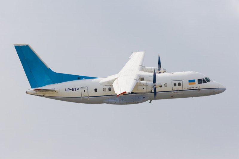 Турбовинтовой самолет АН-140