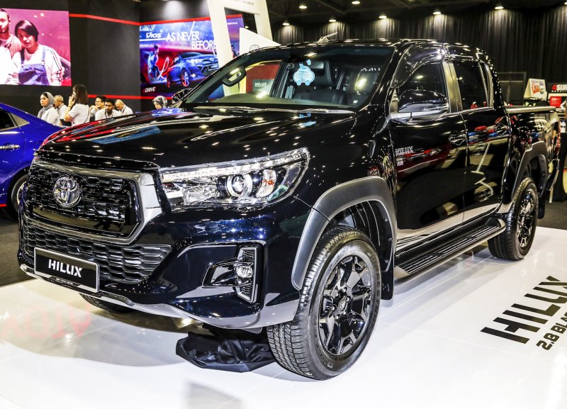 Toyota Hilux 2020 Black