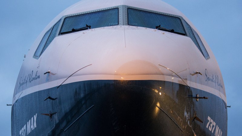 Нос самолета Боинг 777
