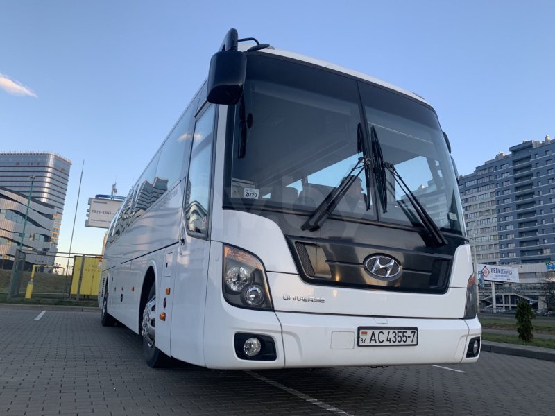 Hyundai Universe Space