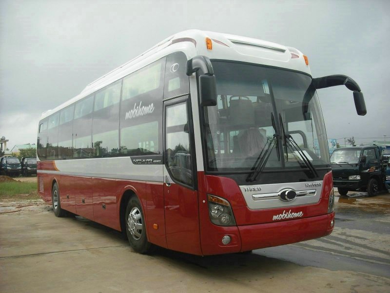 Хендай Юниверс автобус