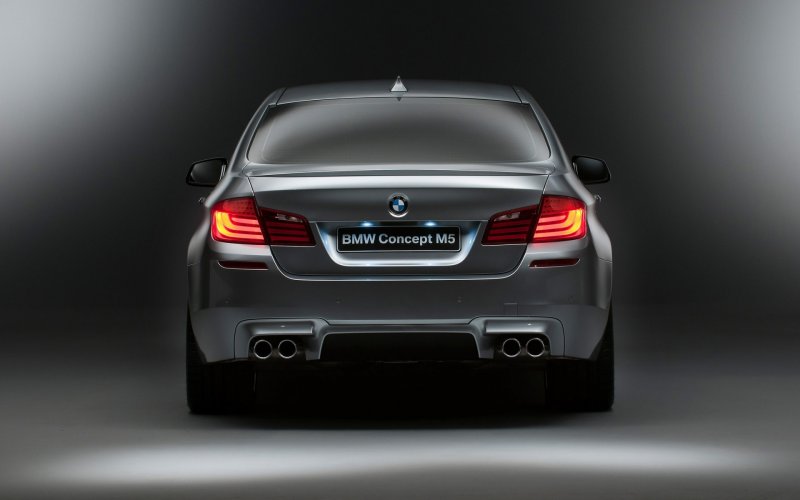 BMW m5 2011