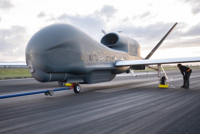 Беспилотник RQ-4 Global
