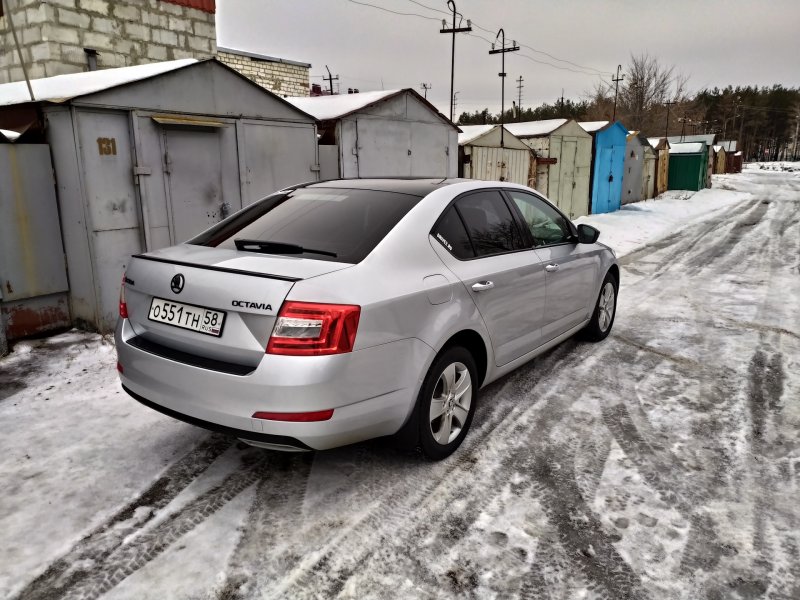 Шкода Октавия 1.4 TSI
