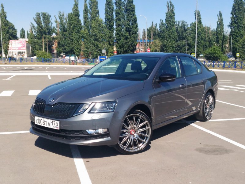 Skoda Octavia a7 Black Edition Grey