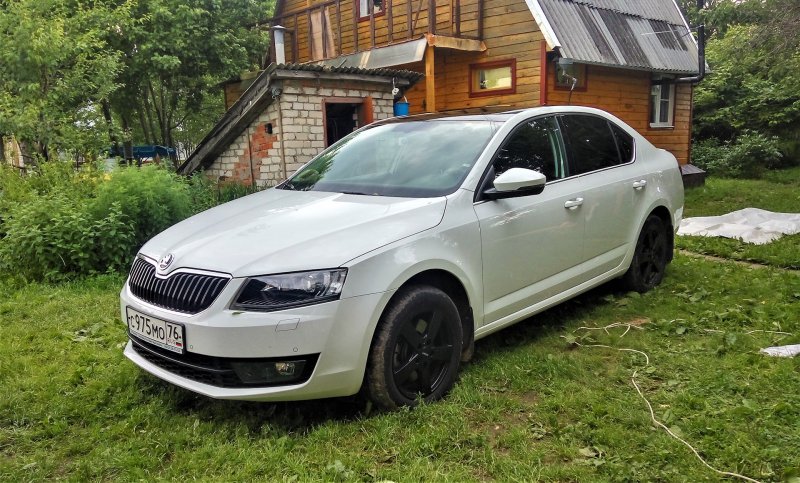 Skoda Octavia a8 Black