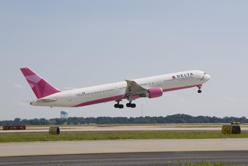 Wizz Air Airlines самолёт
