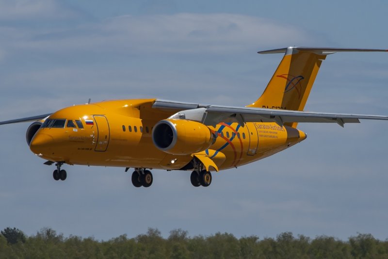 Саратовские авиалинии самолеты АН 148