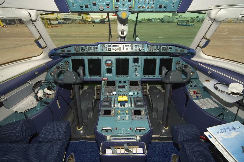 Кабина АН-148-100 Е