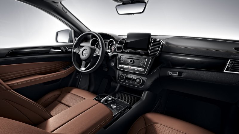 Mercedes gl Coupe 2021 салон