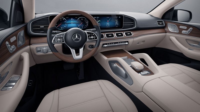 Mercedes Benz GLS 2020 интерьер