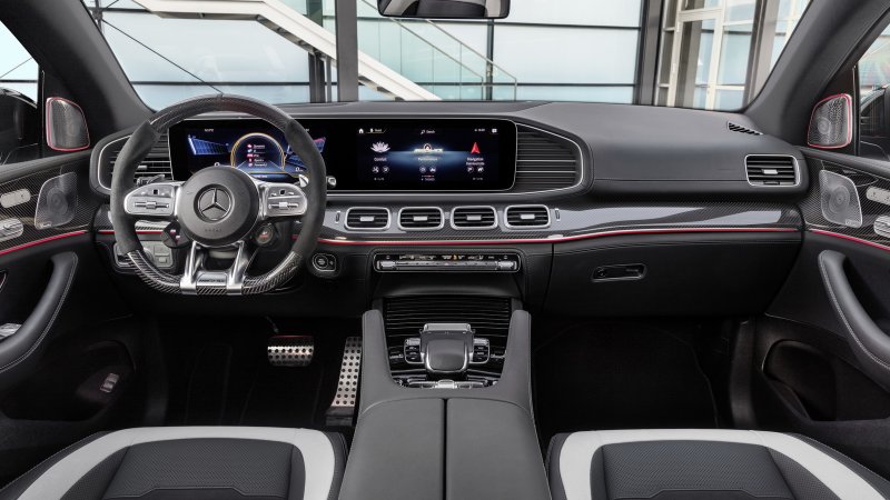 Mercedes GLE Coupe AMG 63s салон