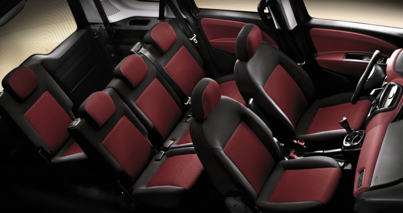 Fiat Doblo Panorama 7 мест