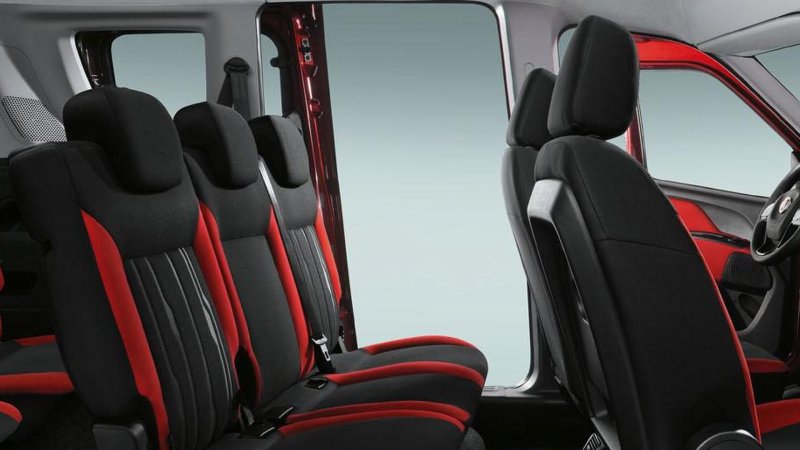 Fiat Doblo Cargo салон