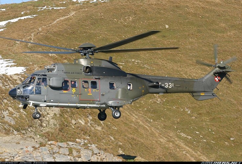 Вертолет as-332м" супер Пума" силуэт