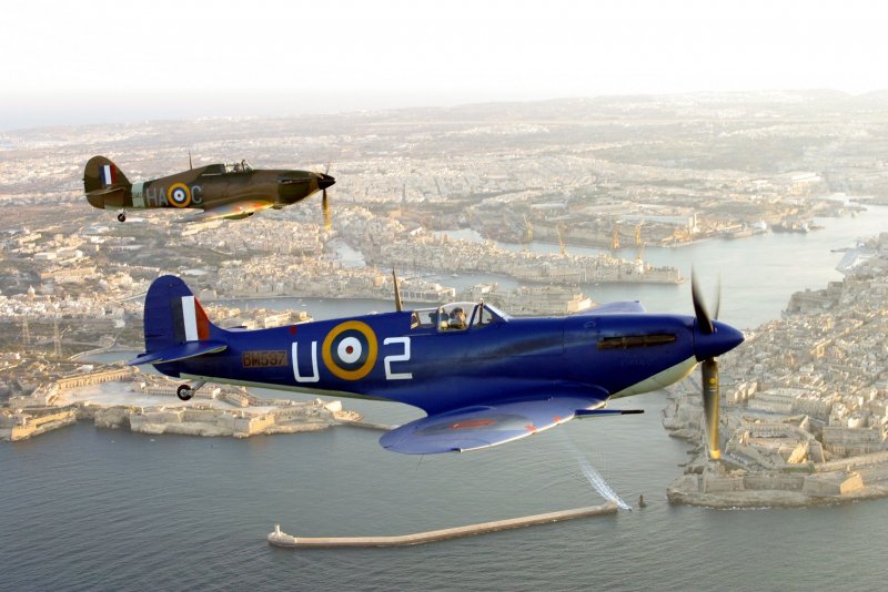 Spitfire 1/72 over Malta