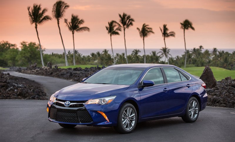 Toyota Camry 2017