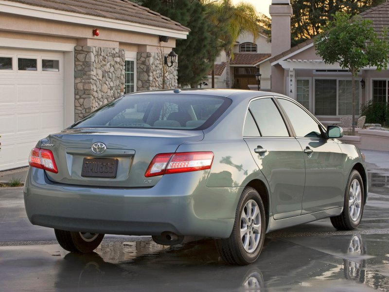 Toyota Camry 2010 le