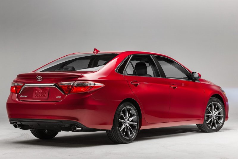Toyota Camry 2015