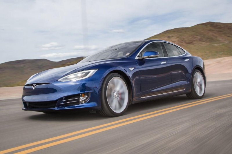 Tesla model s p90d
