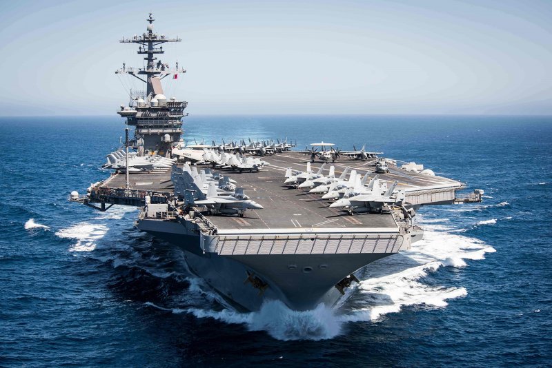 Миссури линкор-авианосец США