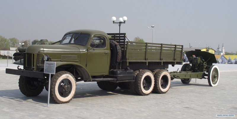 Грузовик ЗИС-151