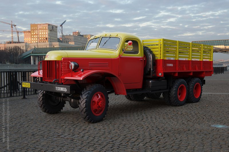 ЗИС-151 колун