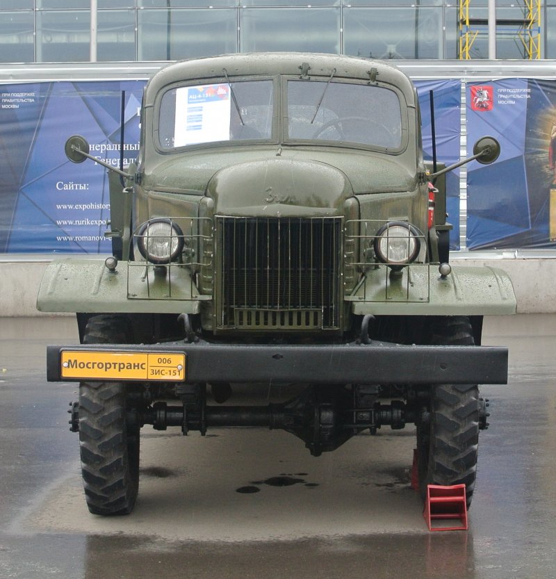 ЗИС-151 седельный тягач