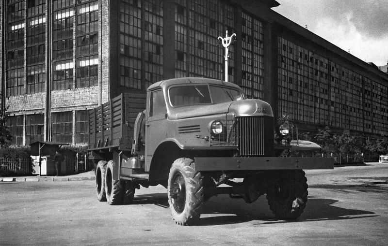 ЗИС-151 грузовой автомобиль