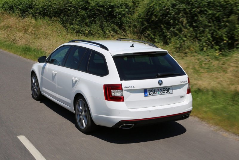 Skoda Octavia Combi 2014