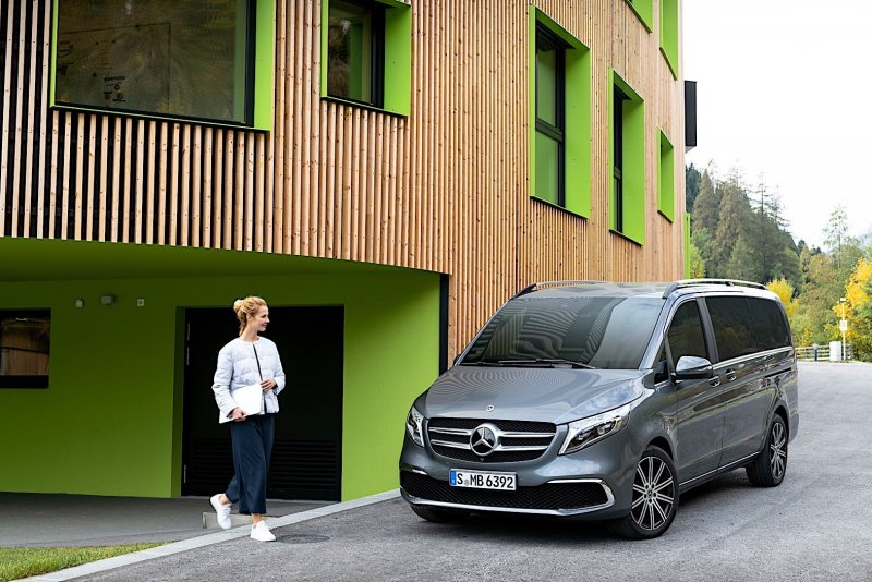 Mercedes-Benz v-класс II 250 D