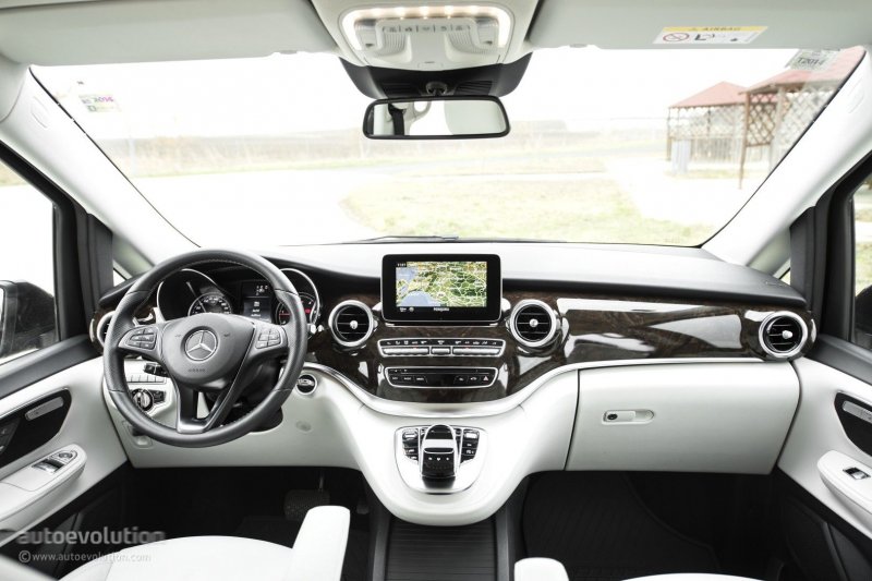 Mercedes v class