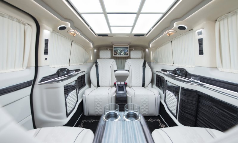Mercedes Benz v class w447 Blue
