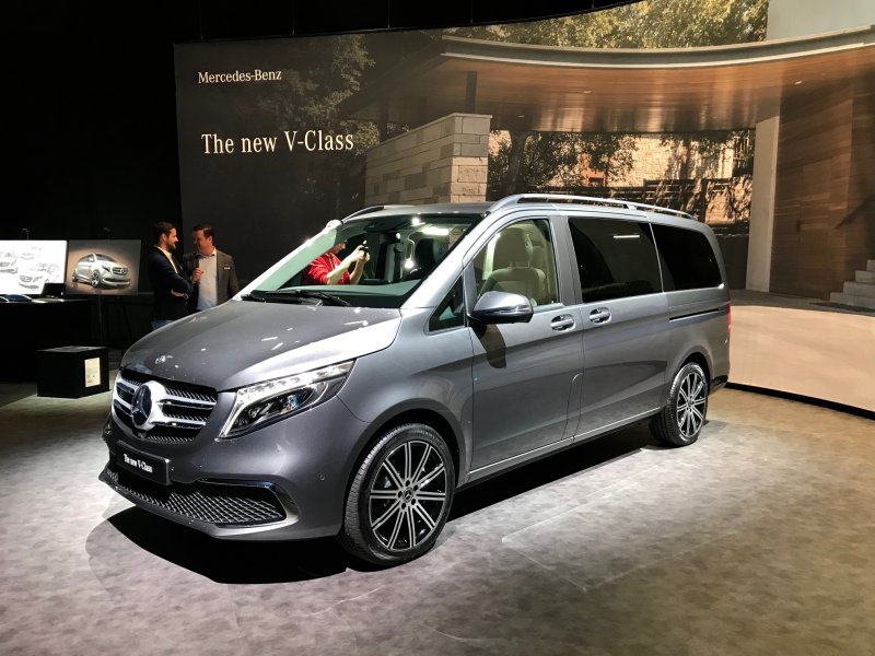 Mercedes v class