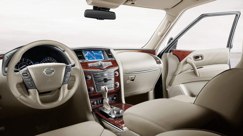 Nissan Patrol 2018 салон