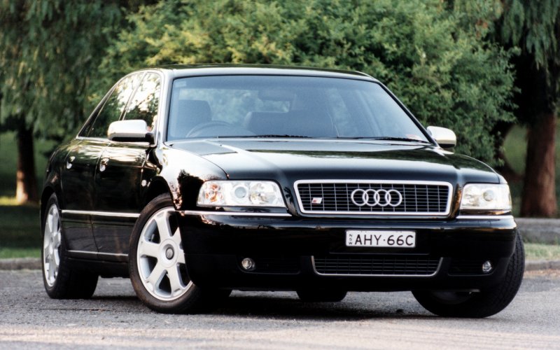 Audi s8 1999