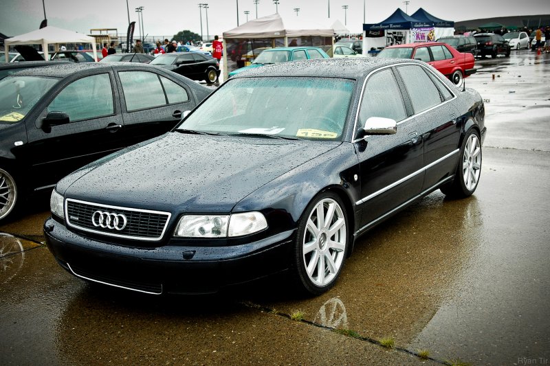 Audi s8 2000