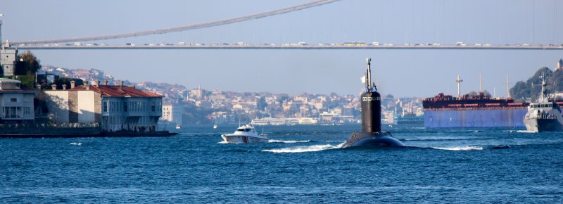Пролив Босфор подводная лодка
