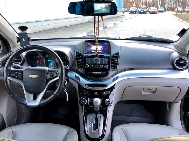 Chevrolet Orlando 2015 салон
