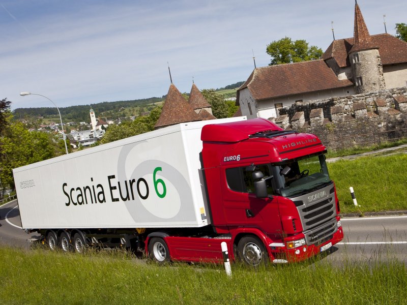 Scania r520 v8 Streamline - savikko