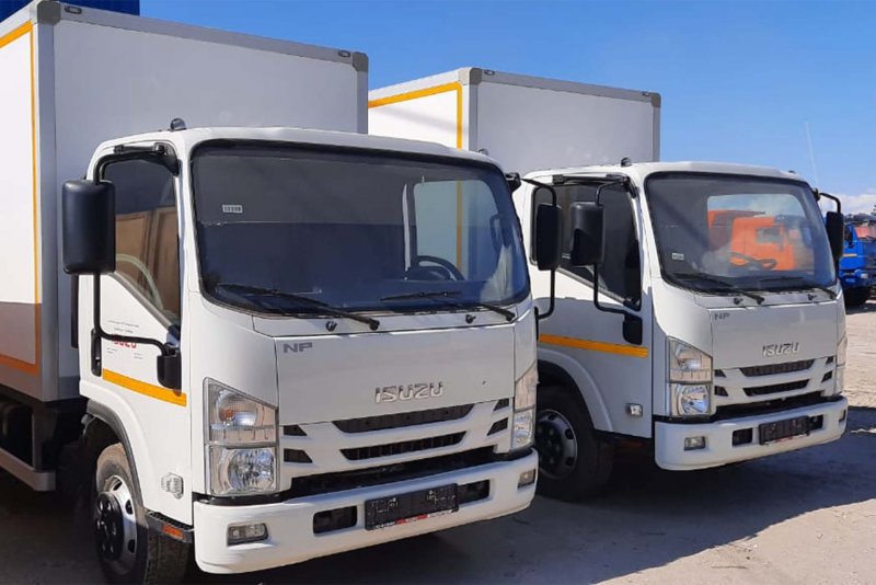 Isuzu Elf npr75