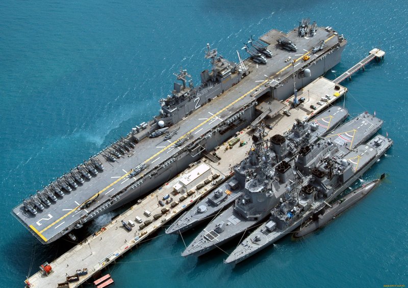 USS Essex корабль