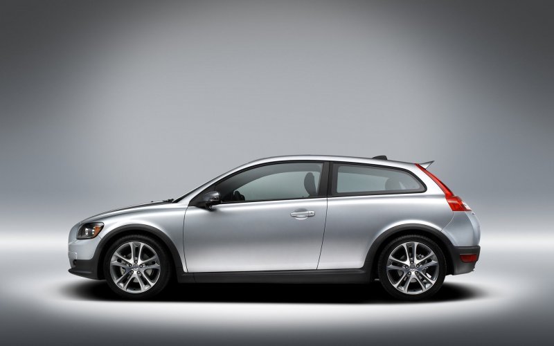 Volvo хэтчбек cx30